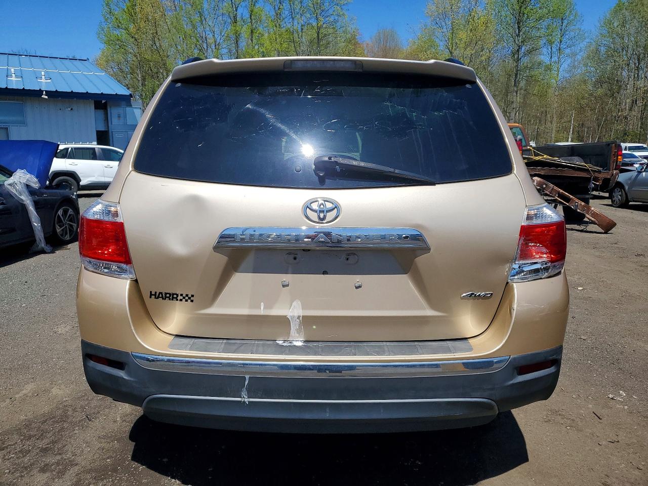 Toyota Highlander Base