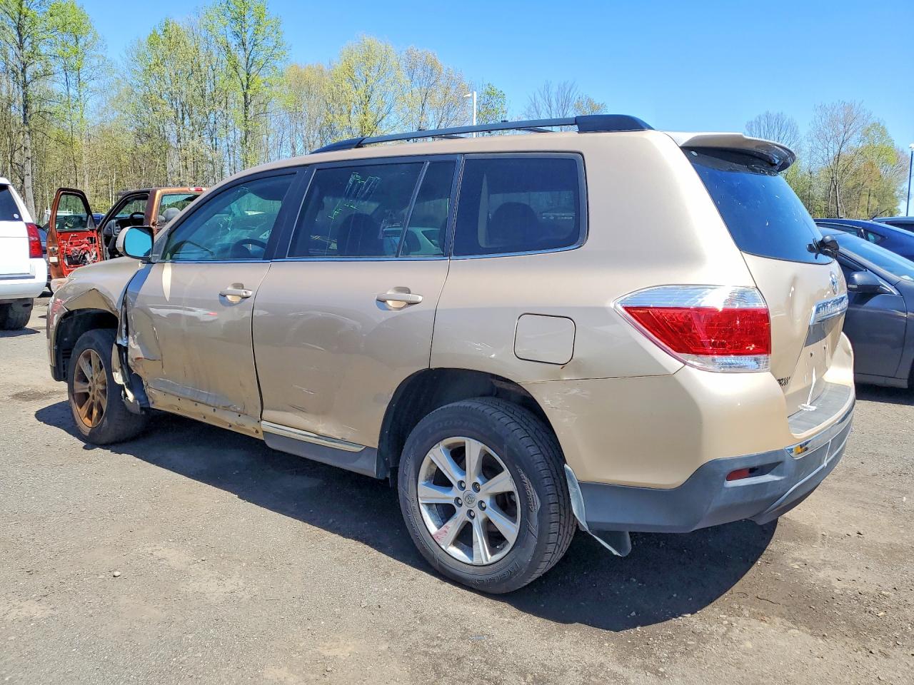 Toyota Highlander Base
