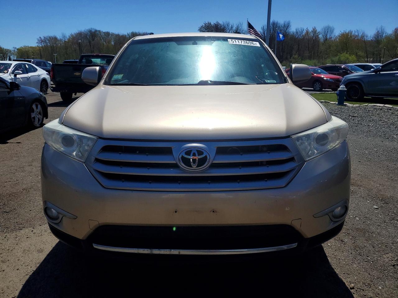 Toyota Highlander Base
