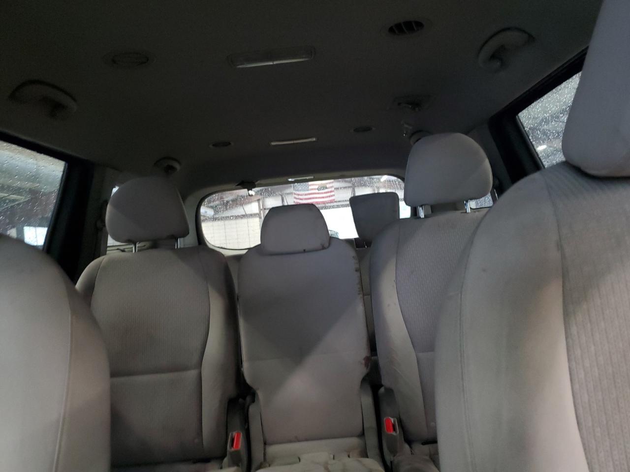 Kia Sedona Lx