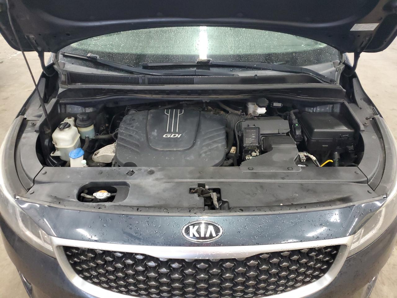 Kia Sedona Lx