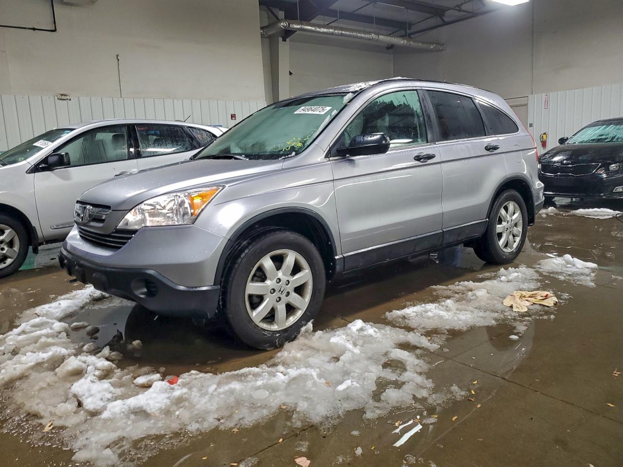 Salvage Honda Crv Image