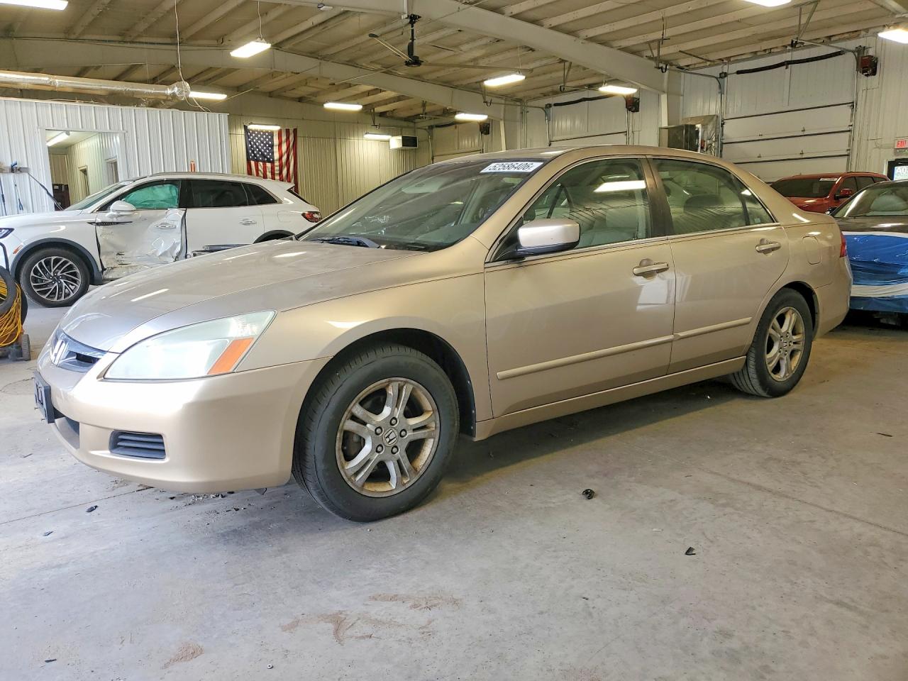 Salvage Honda Accord Image