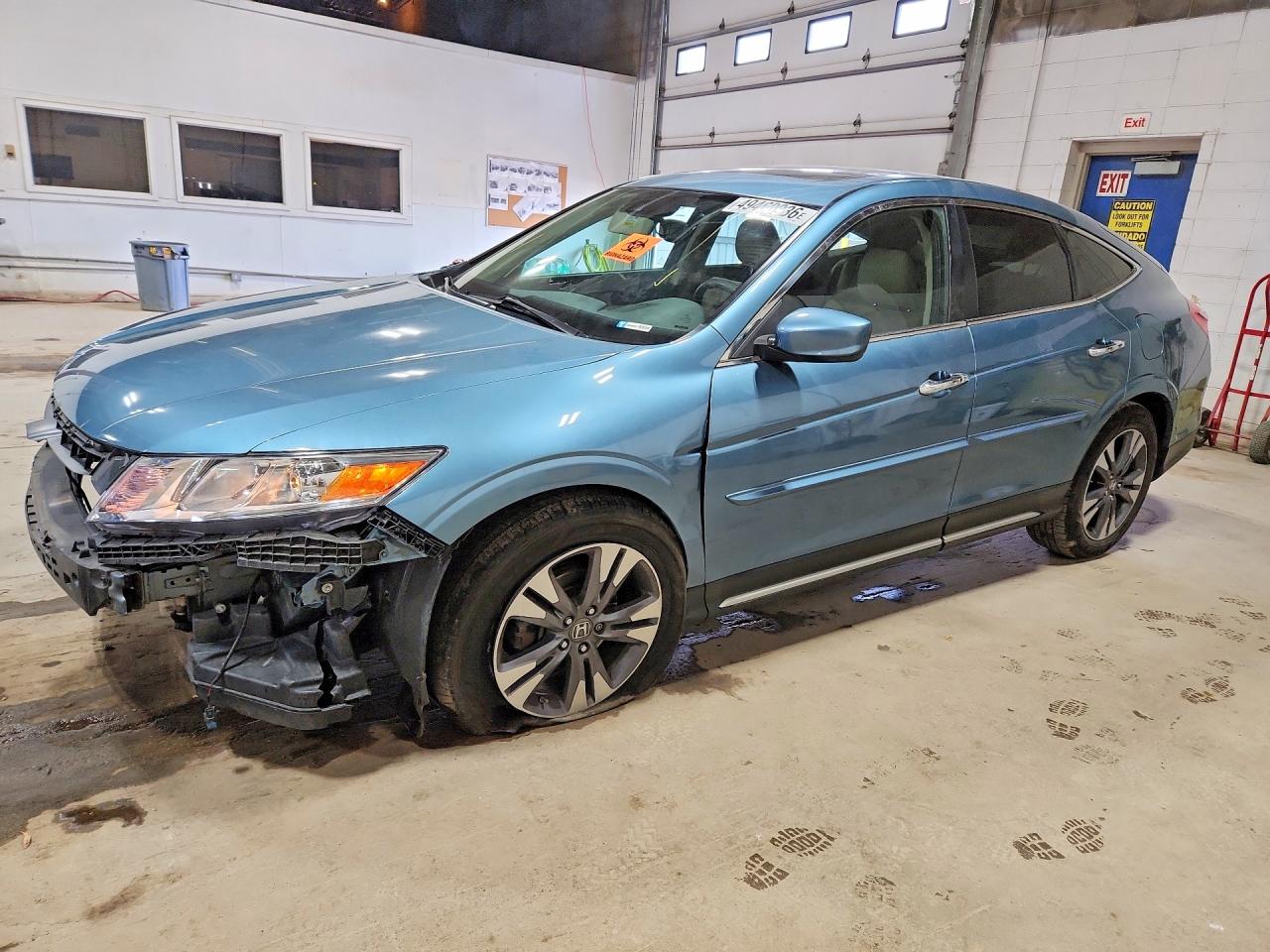Salvage Honda Crosstour Image