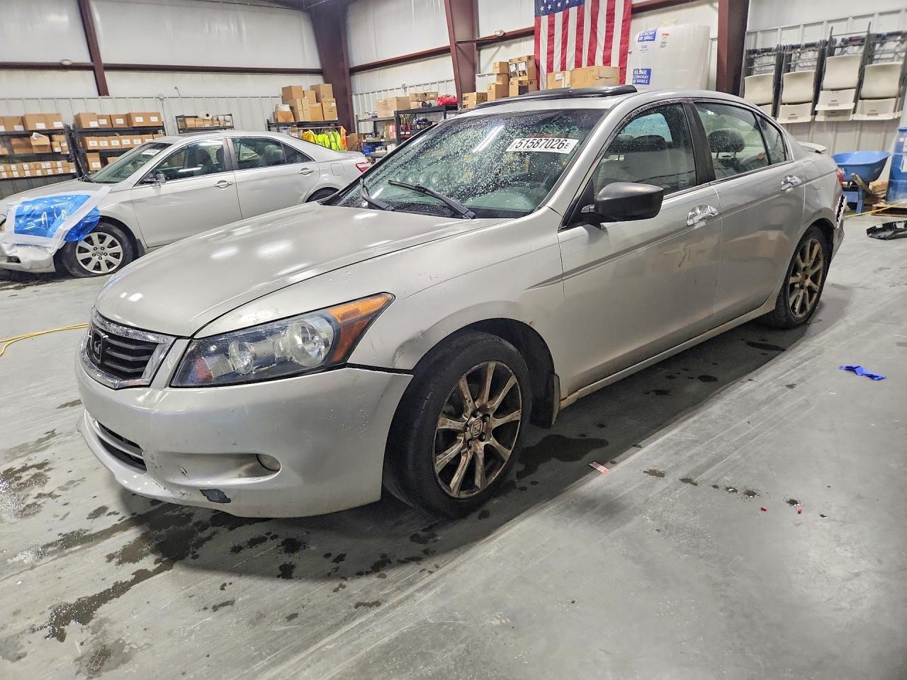 Salvage Honda Accord Image