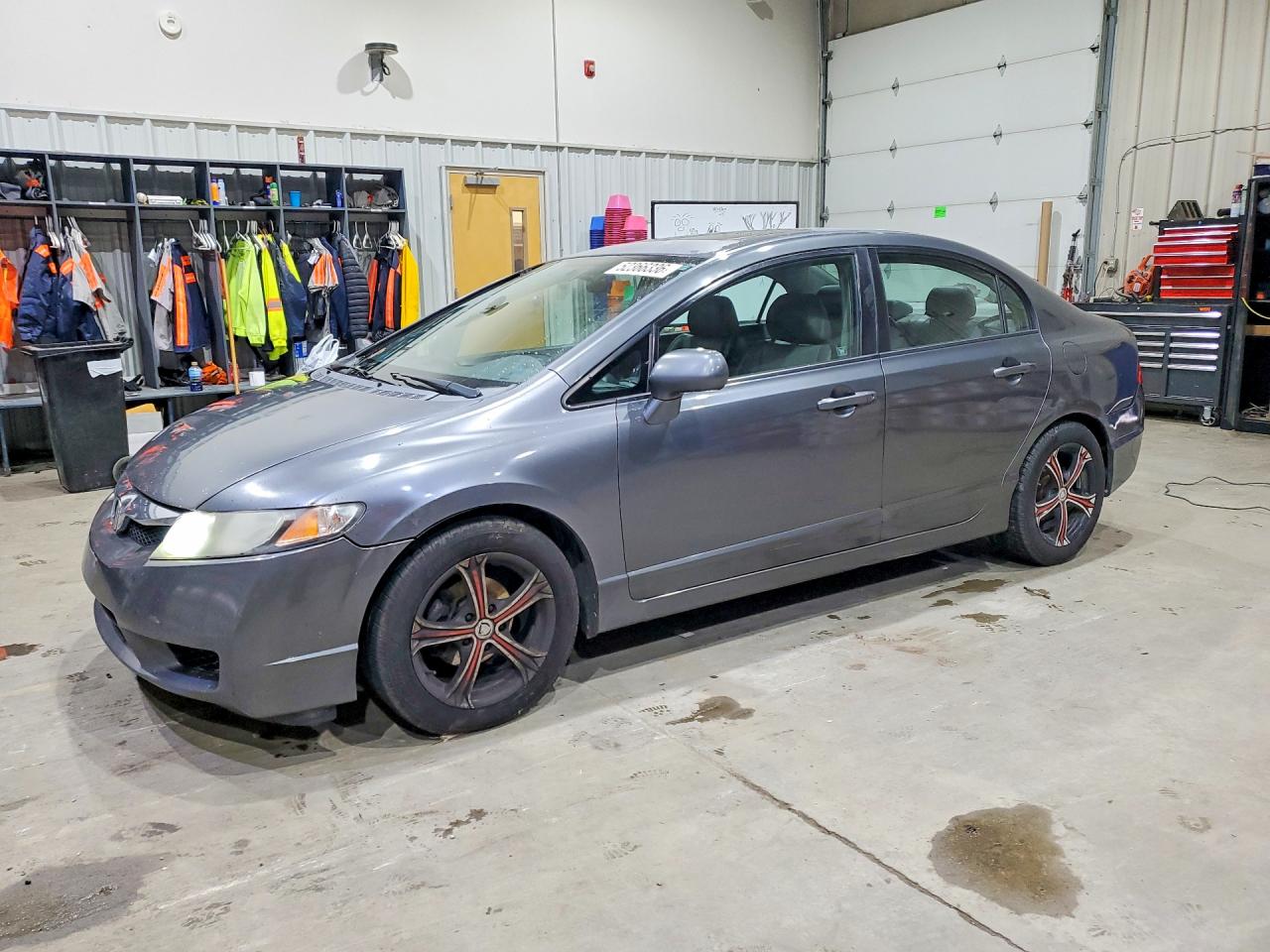 Salvage Honda Civic Image