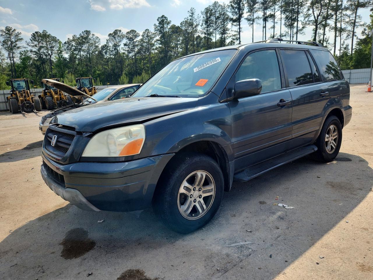 Salvage Honda Pilot Image