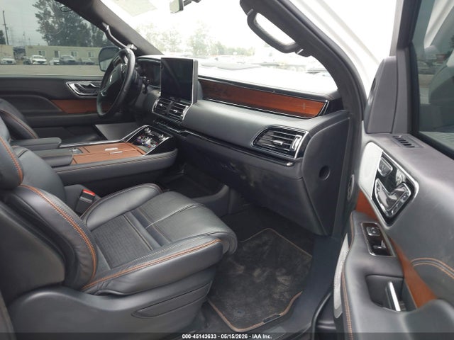 Lincoln Navigator Black Label L