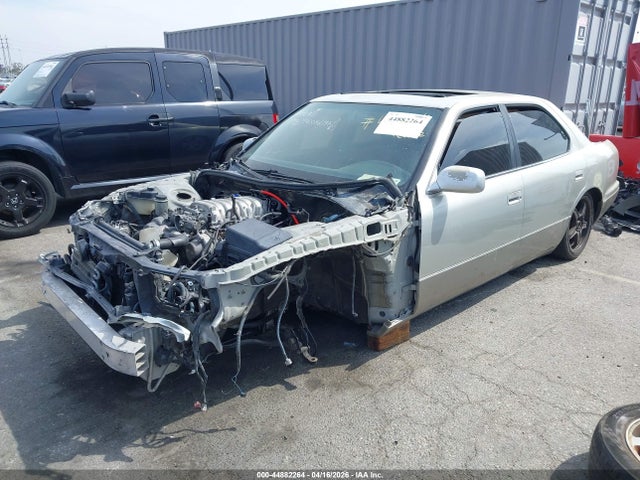 Lexus LS