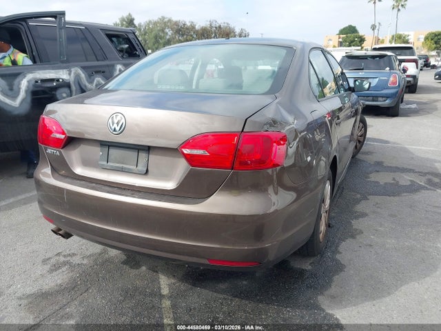 Volkswagen Jetta 2.0l S