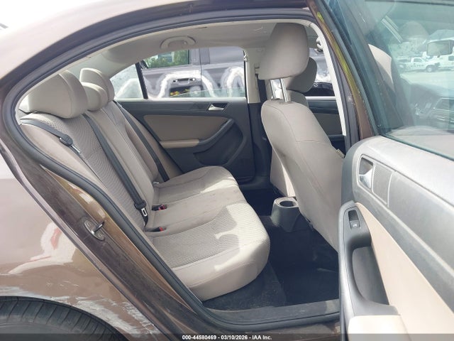 Volkswagen Jetta 2.0l S