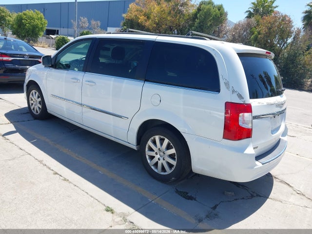 Chrysler Town & Country Touring