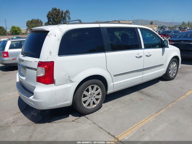 Chrysler Town & Country Touring