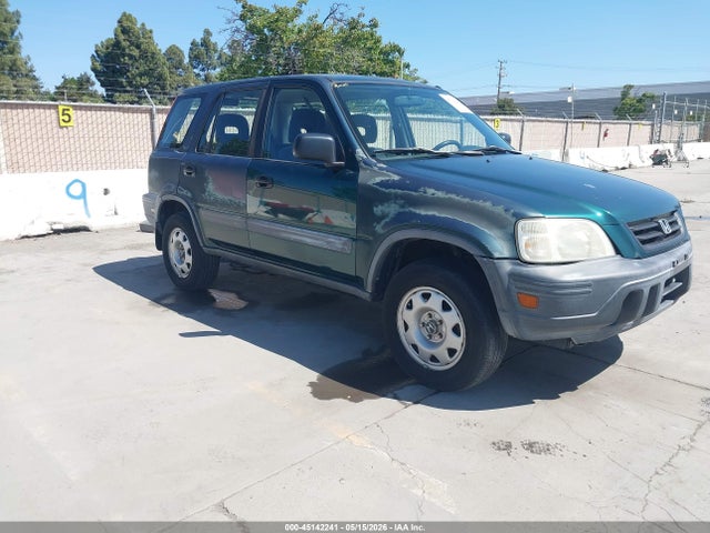 Salvage Honda CR-V Image