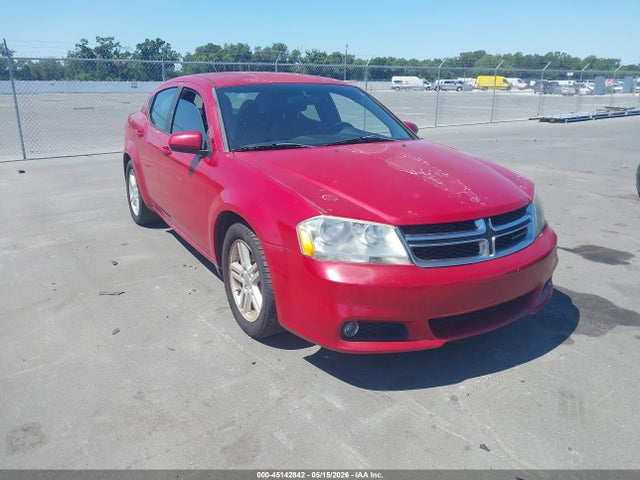 Salvage Dodge Avenger Image