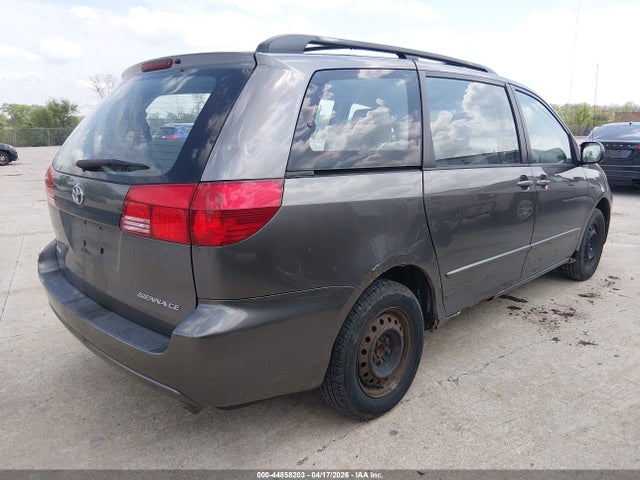 Toyota Sienna Ce