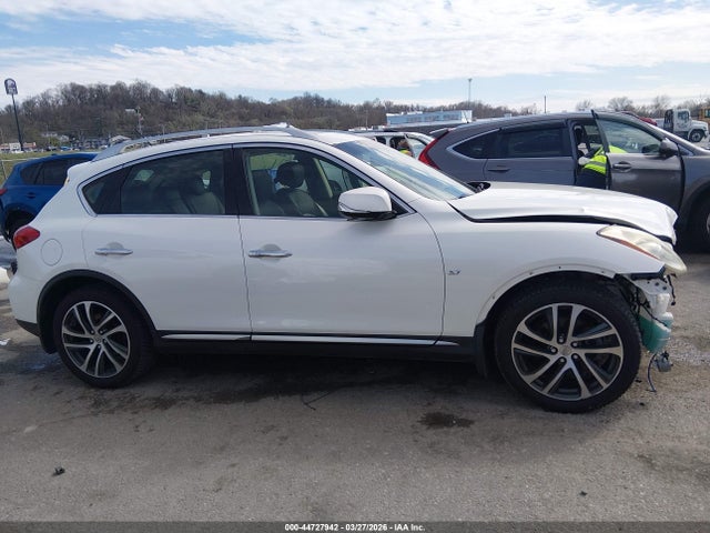 INFINITI Qx