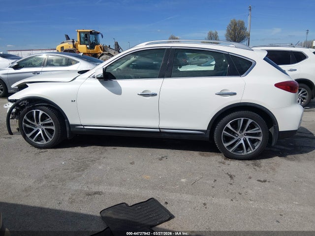 INFINITI Qx