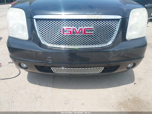 GMC Yukon Denali