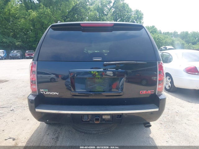 GMC Yukon Denali