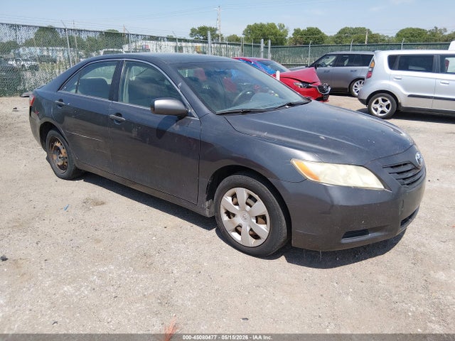 Salvage Toyota Camry Image