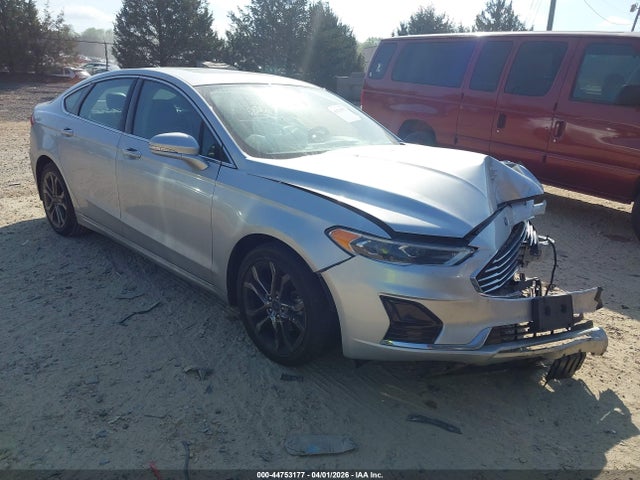 Salvage Ford Fusion Image