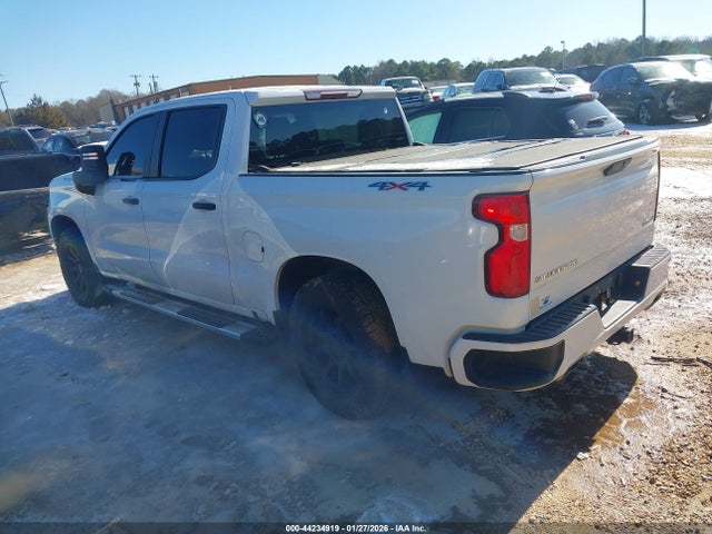 Chevrolet Silverado 1500 4wd  Short Bed Custom