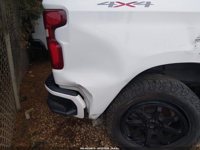 Chevrolet Silverado 1500 4wd  Short Bed Custom