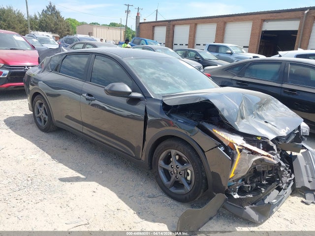 Salvage Kia K4 Image