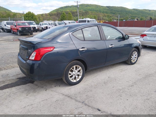 Nissan Versa 1.6 Sv