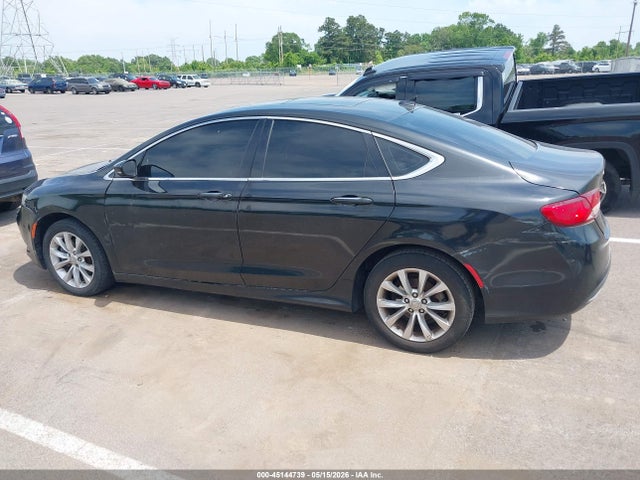 Chrysler 200 C