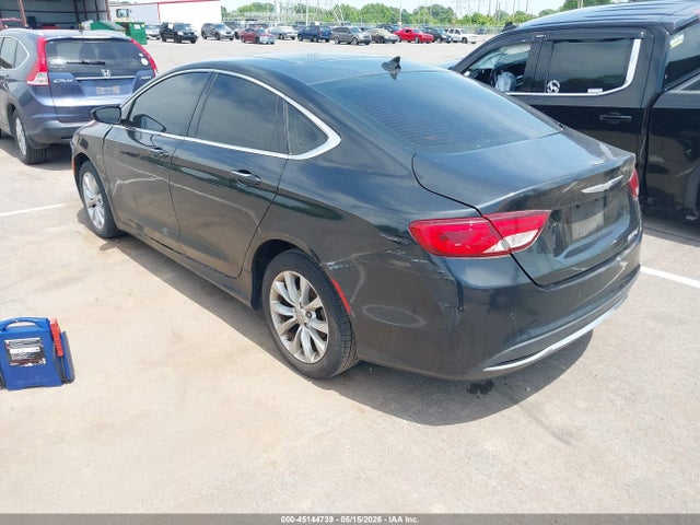Chrysler 200 C