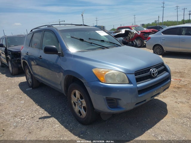 Salvage Toyota RAV4 Image