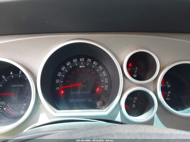 Toyota Sequoia Platinum 5.7l V8