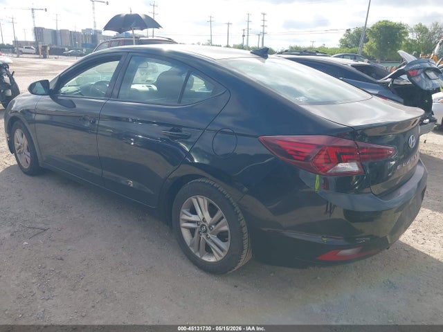 Hyundai ELANTRA Sel