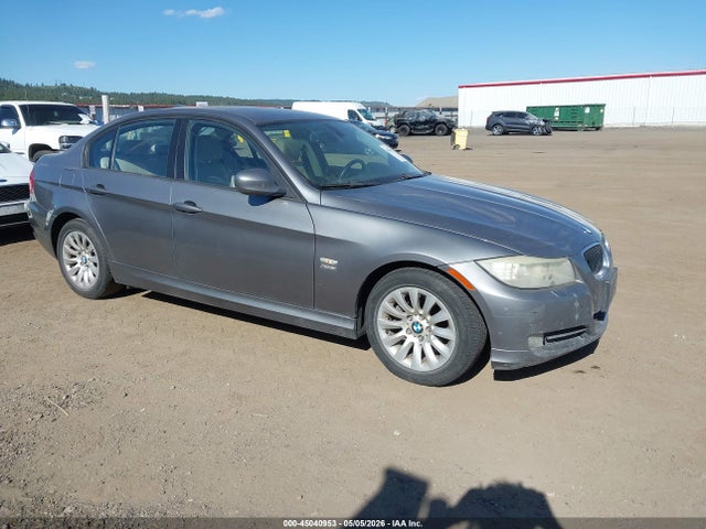 Salvage BMW 3 Series Image