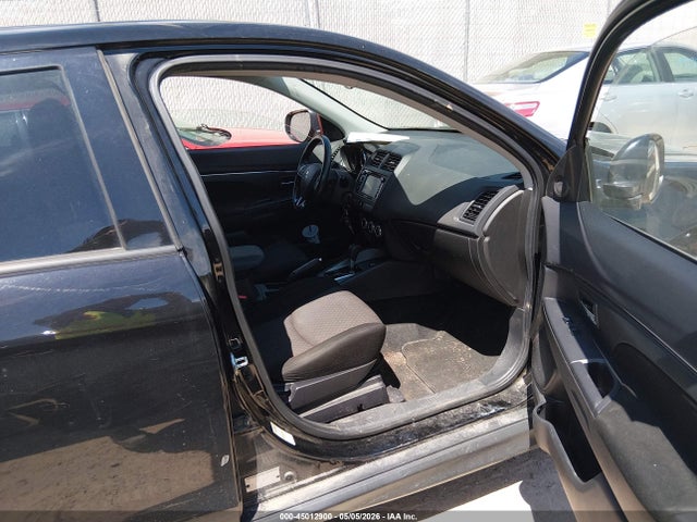 Mitsubishi Outlander 2.0 Le