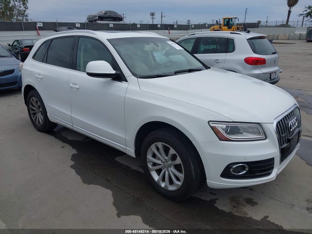 Salvage Audi Q5 Image