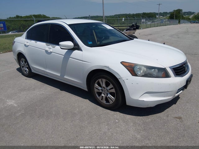 Salvage Honda Accord Image