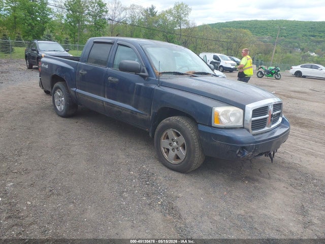 Salvage Dodge Dakota Image
