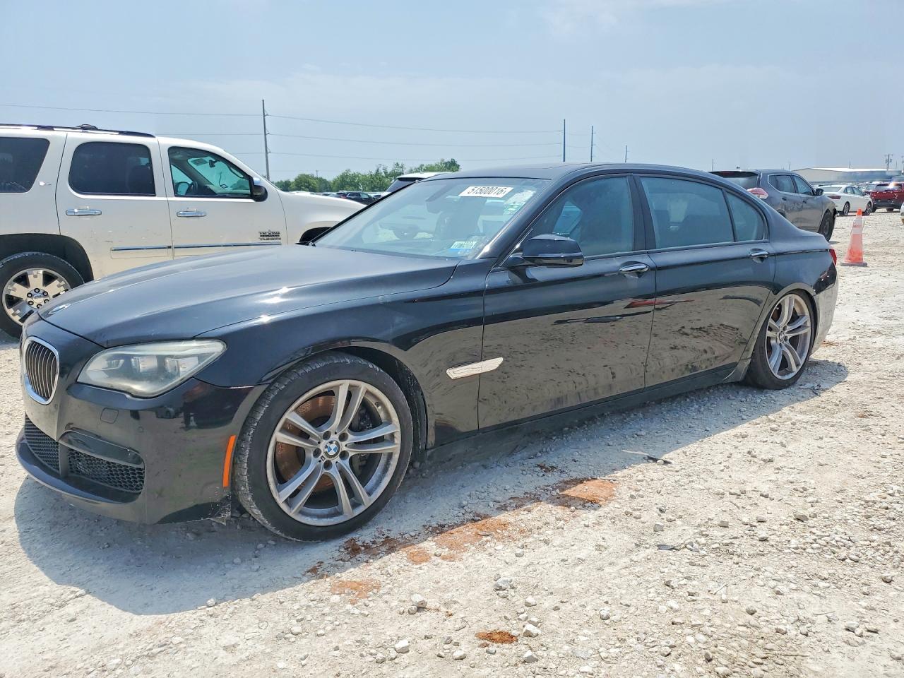 Salvage BMW 7 Series Image