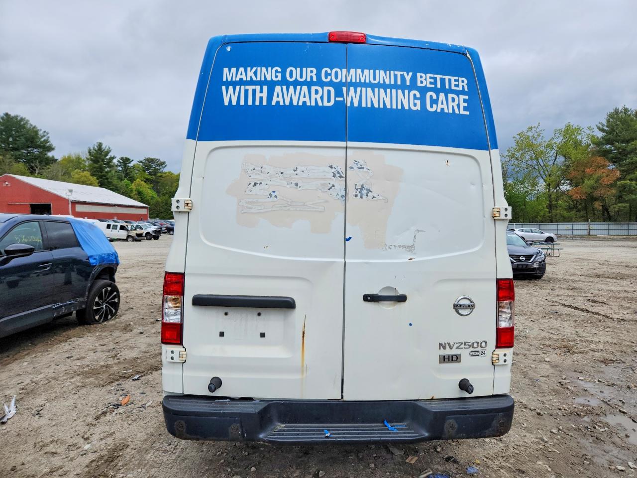 Nissan Nv
