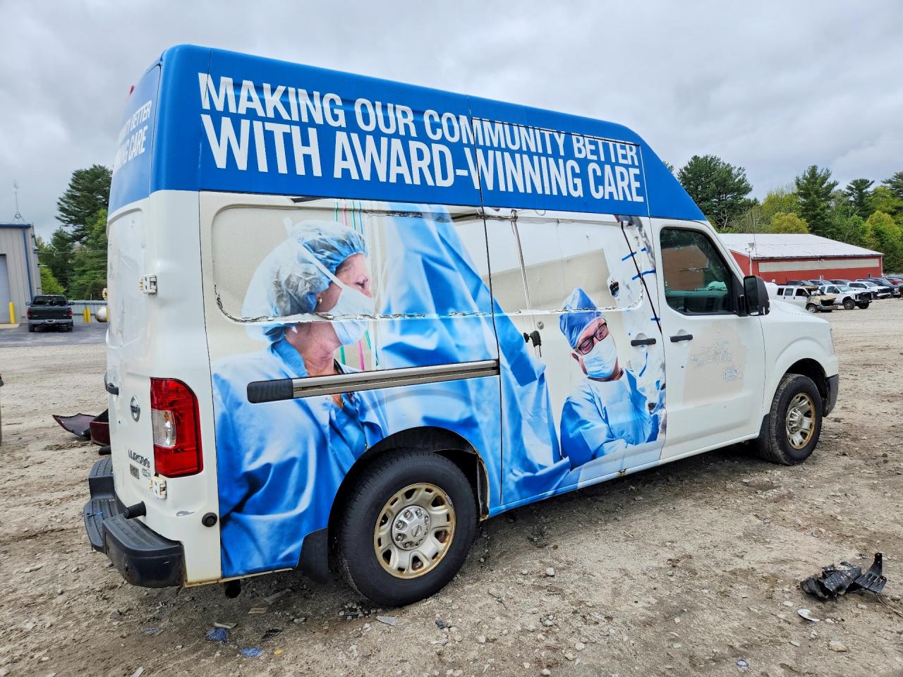 Nissan Nv