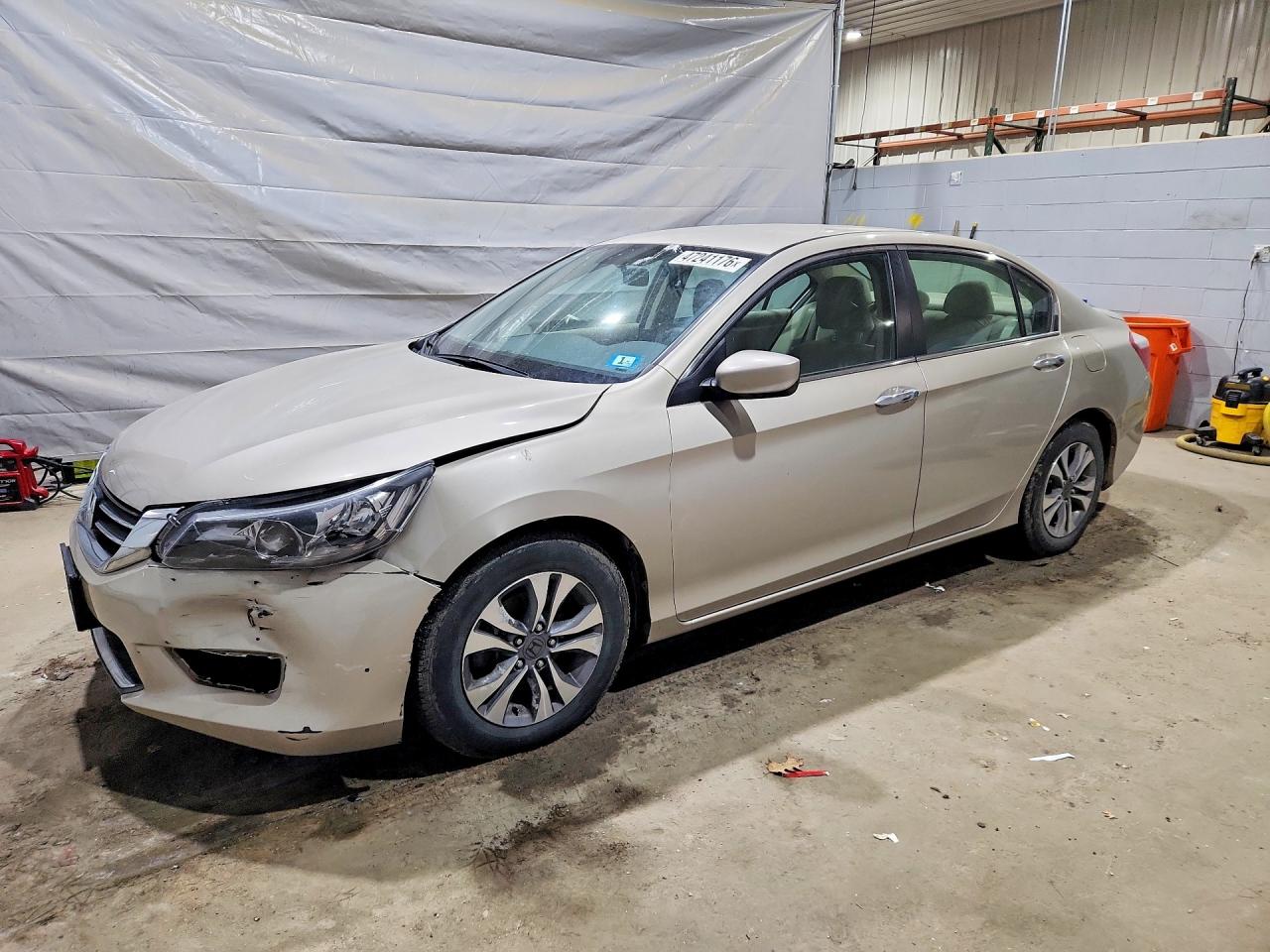 Salvage Honda Accord Image