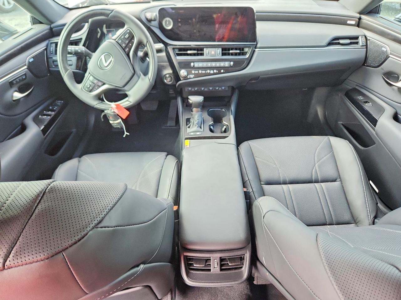 Lexus Es Ultra Luxury