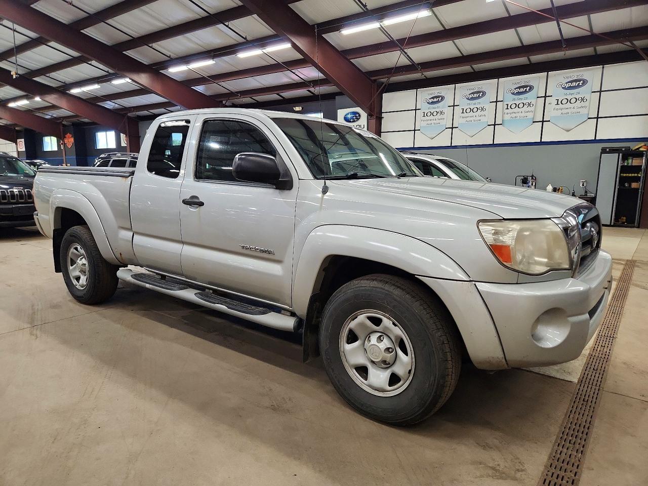 Toyota Tacoma Access Cab