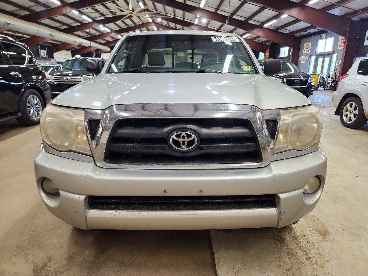 Toyota Tacoma Access Cab