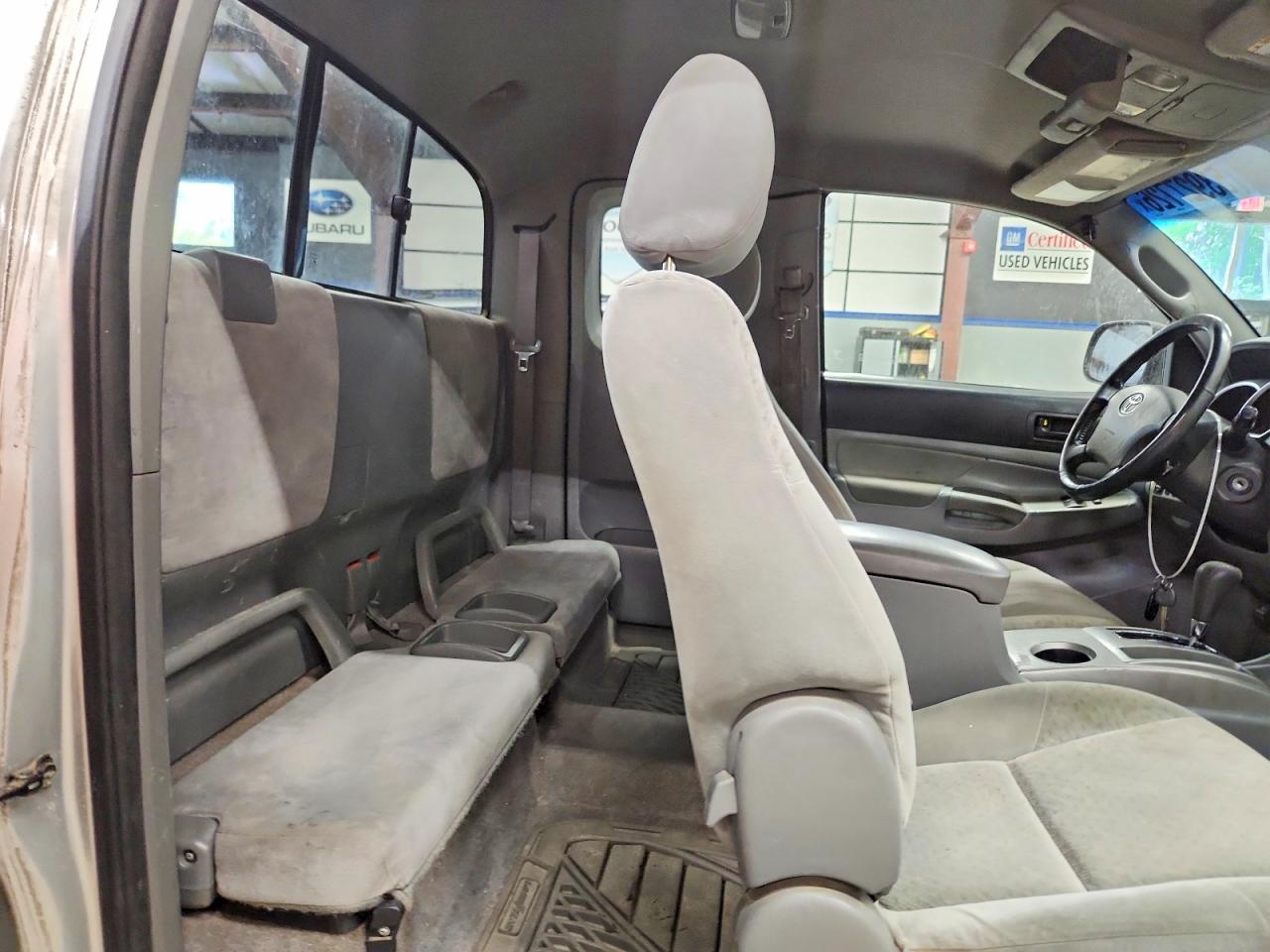 Toyota Tacoma Access Cab