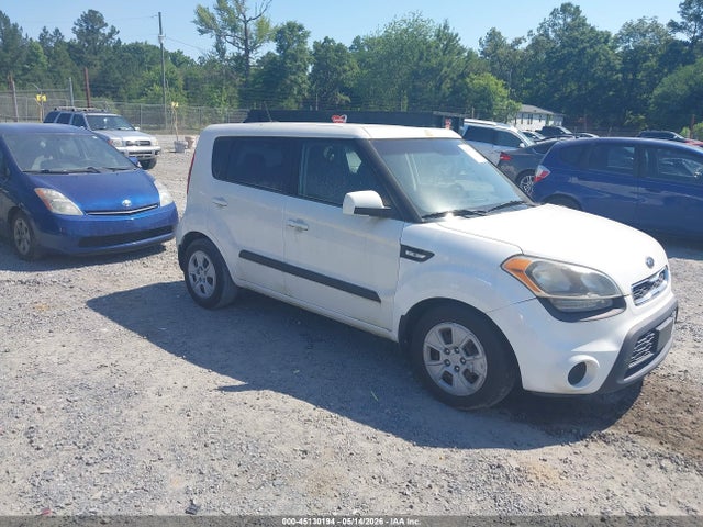 Salvage Kia Soul Image