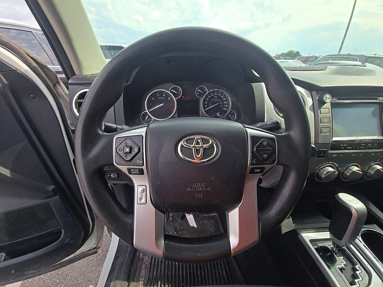 Toyota Tundra Crewmax Sr5